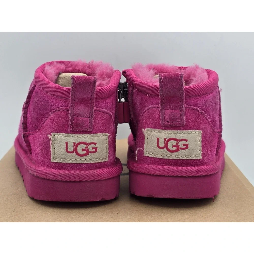 UGG Kids Mini Boot in Hot Pink